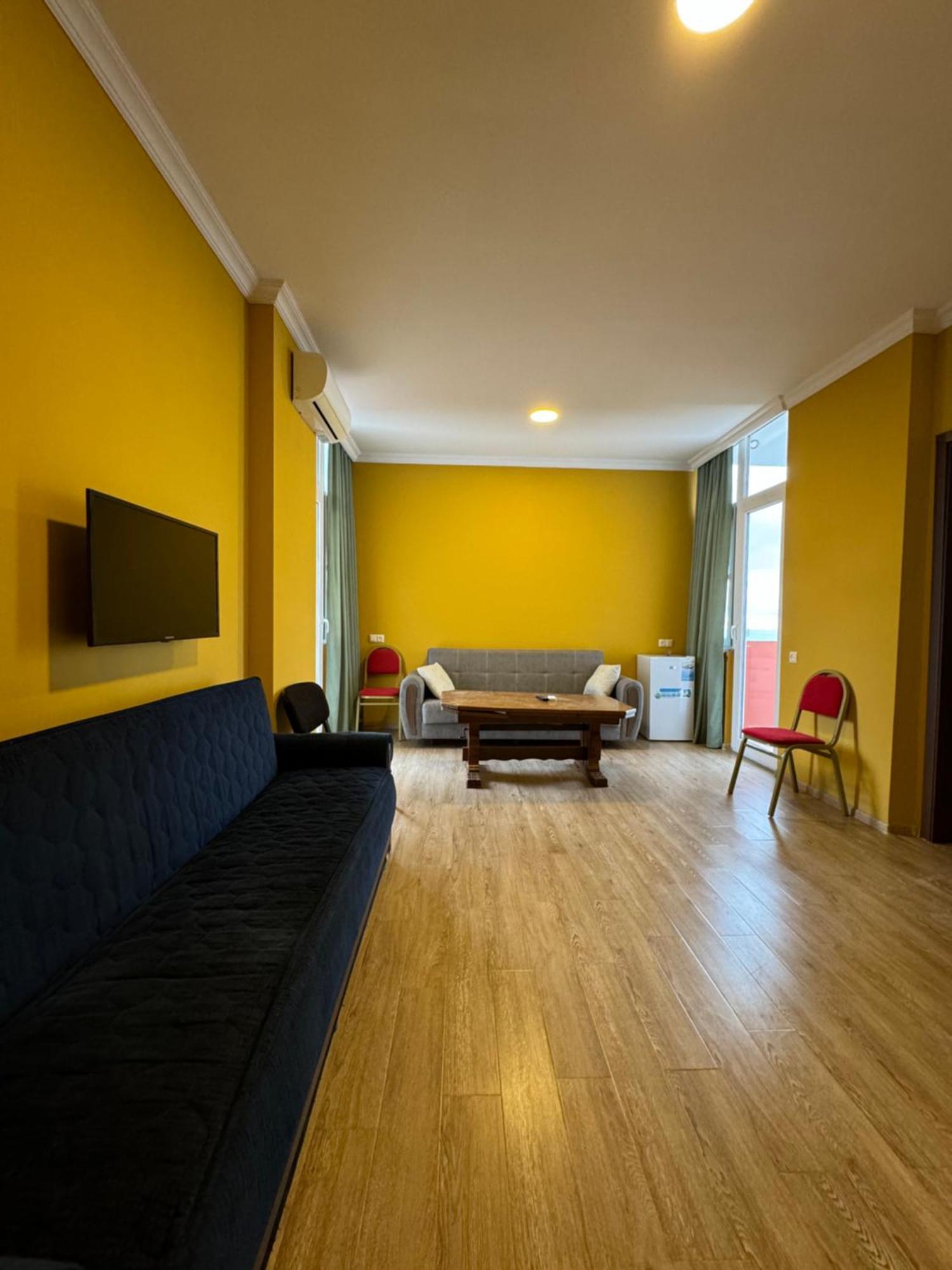 Appartement Colibri à Batoumi Extérieur photo